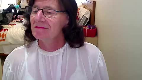 Elle online show from April 12, 2:59 am