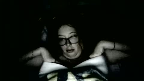 cdutton1997 online show from June 4, 3:34 am