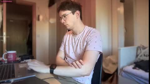 Snapshot of ceedm91 chatting on October 22, 9:56 am ceedm91 online show from October 22, 9:56 am