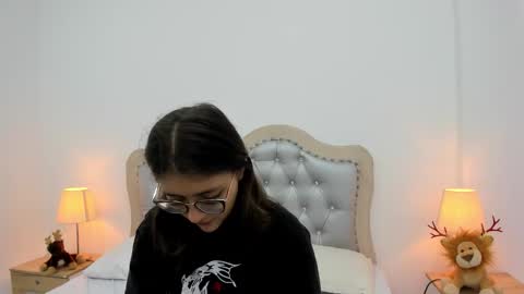 Celeste Calderon online show from December 22, 11:50 am