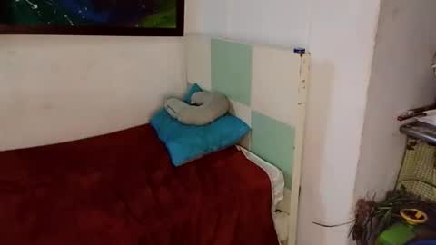 celeste_leon07 online show from April 6, 12:52 am