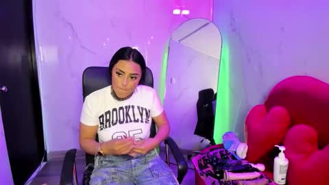 celeste owen18 online show from December 18, 2:29 am