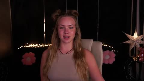 celestenoirr online show from May 12, 4:27 pm