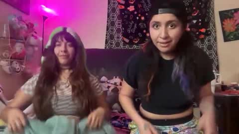 celestialillusions777 online show from October 22, 7:00 am