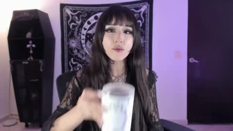   online show from July 25, 2:53 am