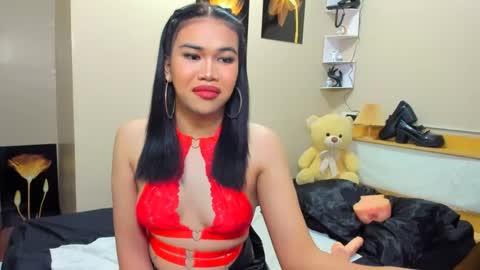 celestinaxisabella online show from April 14, 3:04 pm