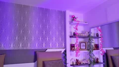 Snapshot of celine_lee chatting on October 14, 5:05 pm Celine online show from October 14, 5:05 pm