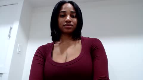 Celine Costas online show from February 4, 1:12 am