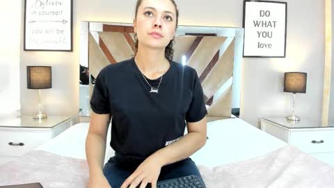 celeste online show from December 20, 12:12 pm