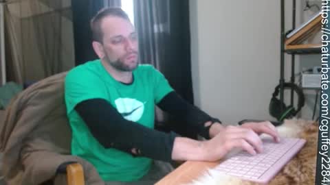 cguffey2284 online show from February 5, 5:16 pm
