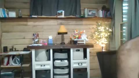 chadmichaell online show from April 12, 11:42 pm