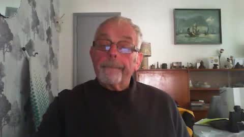 Champers online show from April 21, 12:01 pm