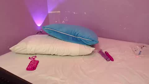 ChanelH1009 online show from February 21, 1:41 am