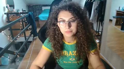 Stephanieblisss online show from January 19, 11:42 am