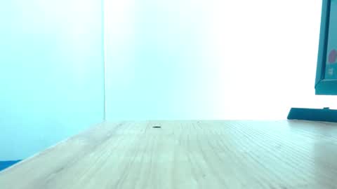 C H A N N E L online show from February 25, 8:12 pm