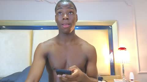 charlesbrown_ online show from October 21, 12:10 pm