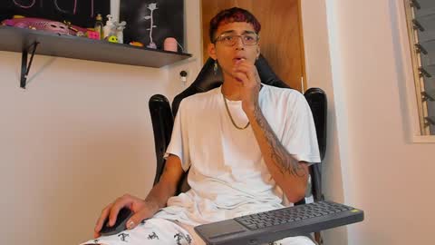 Charles Russo online show from December 28, 12:26 am