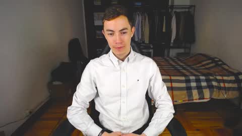 carlos reyes online show from February 11, 8:05 am