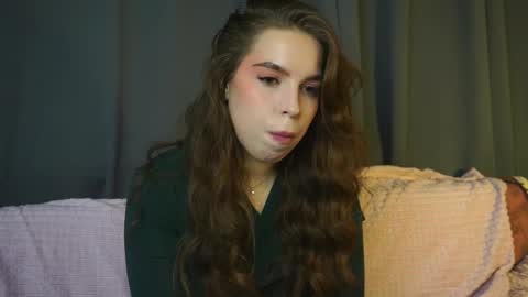 Snapshot of charlinemanke chatting on October 9, 8:47 pm Dannie online show from October 9, 8:47 pm