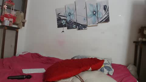 karinaa independent model online show from September 15, 1:07 am