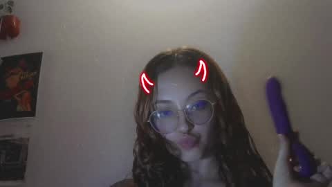 Charlotte 3 online show from June 23, 2:52 am