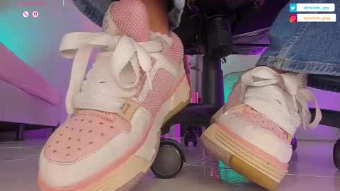 charlotte  grey online show from October 7, 7:32 pm