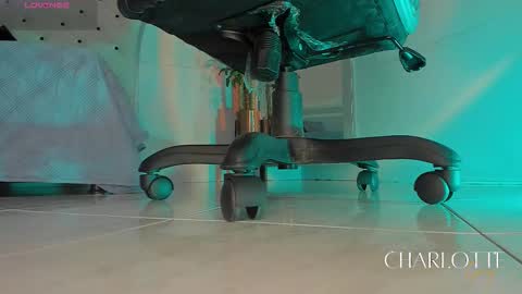 charlotte  grey online show from January 7, 8:25 pm