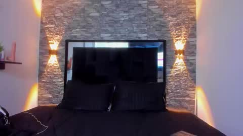 Snapshot of charlotte_adams1 chatting on October 19, 1:10 am charlotte_adams1 online show from October 19, 1:10 am