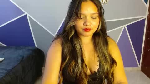 Snapshot of charlotte_greyx chatting on October 23, 7:26 pm Charlotte online show from October 23, 7:26 pm