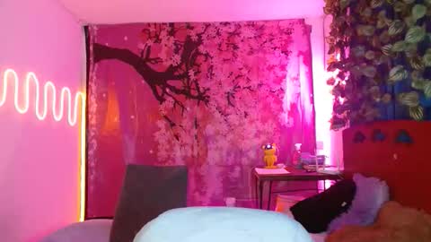 charlotte_morh_ online show from April 21, 2:51 am