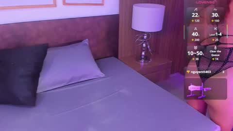 Charlotte online show from October 31, 3:51 am