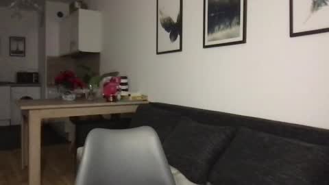 Charlotte Roche online show from December 10, 1:55 pm