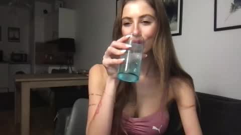 Charlotte Roche online show from January 28, 3:04 pm