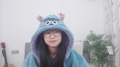 Charlotte online show from January 3, 10:19 pm