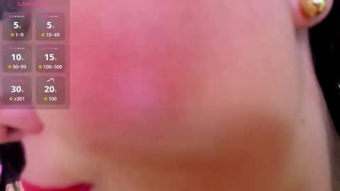 Snapshot of charlottemeyerr chatting on October 1, 9:46 pm charlot online show from October 1, 9:46 pm