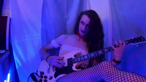 charly dest online show from November 3, 4:19 pm