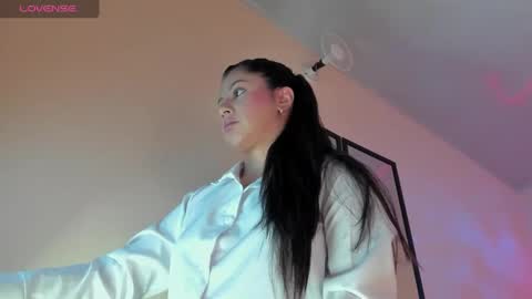 Charm alessa online show from December 12, 10:20 pm