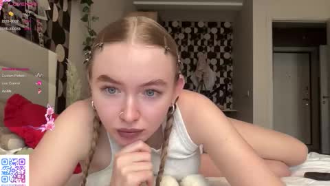 my fansly Charming daisy              My Wishlist  for new toys     online show from October 14, 10:29 am