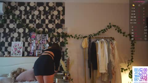 my fansly Charming daisy              My Wishlist  for new toys     online show from September 18, 7:12 am