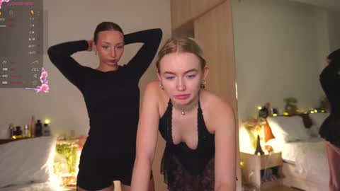 my fansly Charming daisy              My Wishlist  for new toys     online show from February 19, 9:28 am