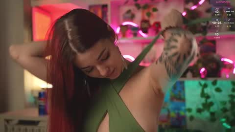 Belle and Miley online show from February 13, 5:22 pm