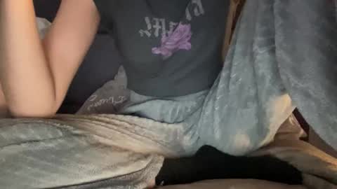 Vicky online show from November 7, 8:11 pm