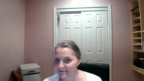 chealsiek online show from February 8, 12:03 am