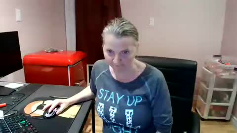 chealsiek online show from November 6, 1:30 am