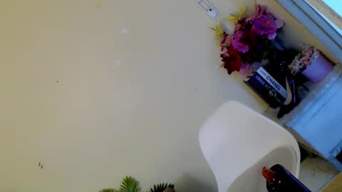 Snapshot of cheatchatter chatting on September 25, 1:51 pm RIVA online show from September 25, 1:51 pm
