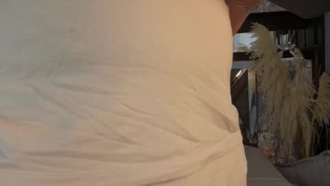   online show from January 6, 4:27 am