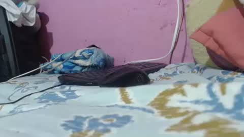 Cheila online show from April 18, 9:59 pm