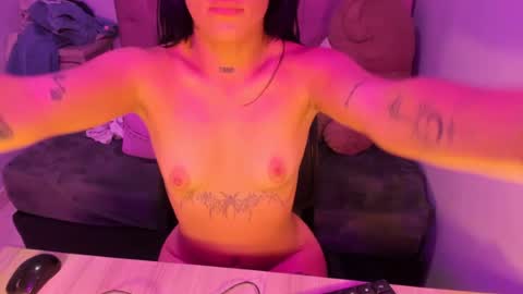 Chell online show from June 22, 4:42 am