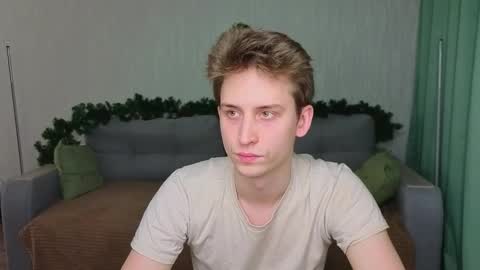 LUCASRYANPVT IS OPEN online show from January 14, 3:53 pm