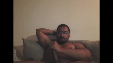 chennaibull1011 online show from May 28, 2:04 pm